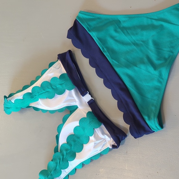 Cupshe Bikini - Picture 4 of 4